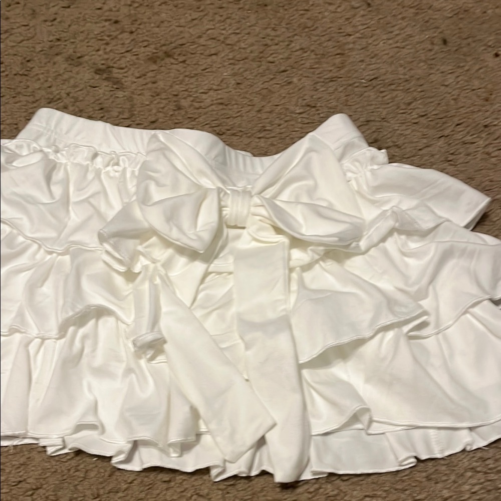 SHEIN White Bubble Mini Skirt with Ruffled Tie Front